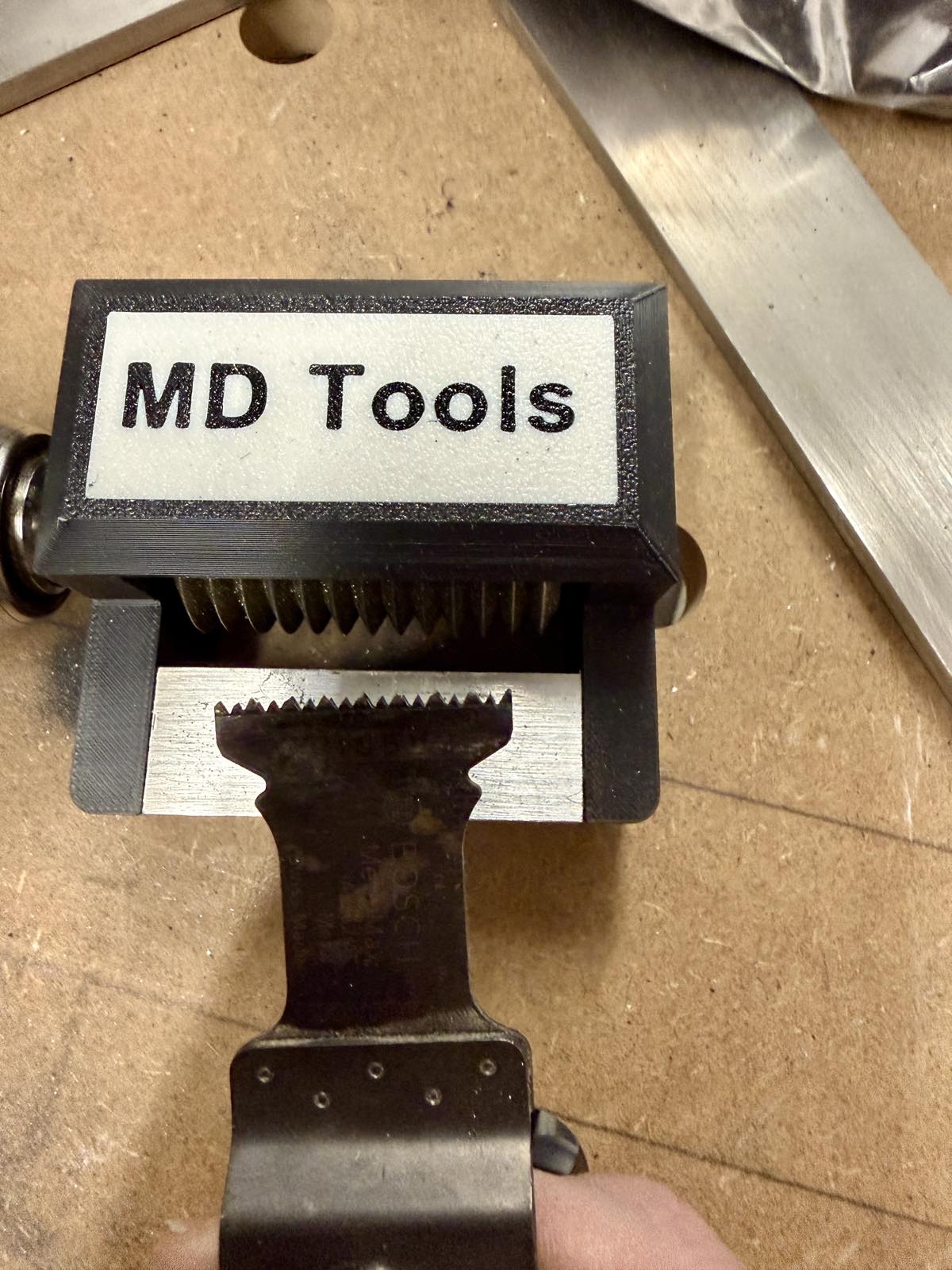 MD Tools- Schleifgerät Multitool-Sägeblätter - Präziser Sägeblatt-Schärfer Neu